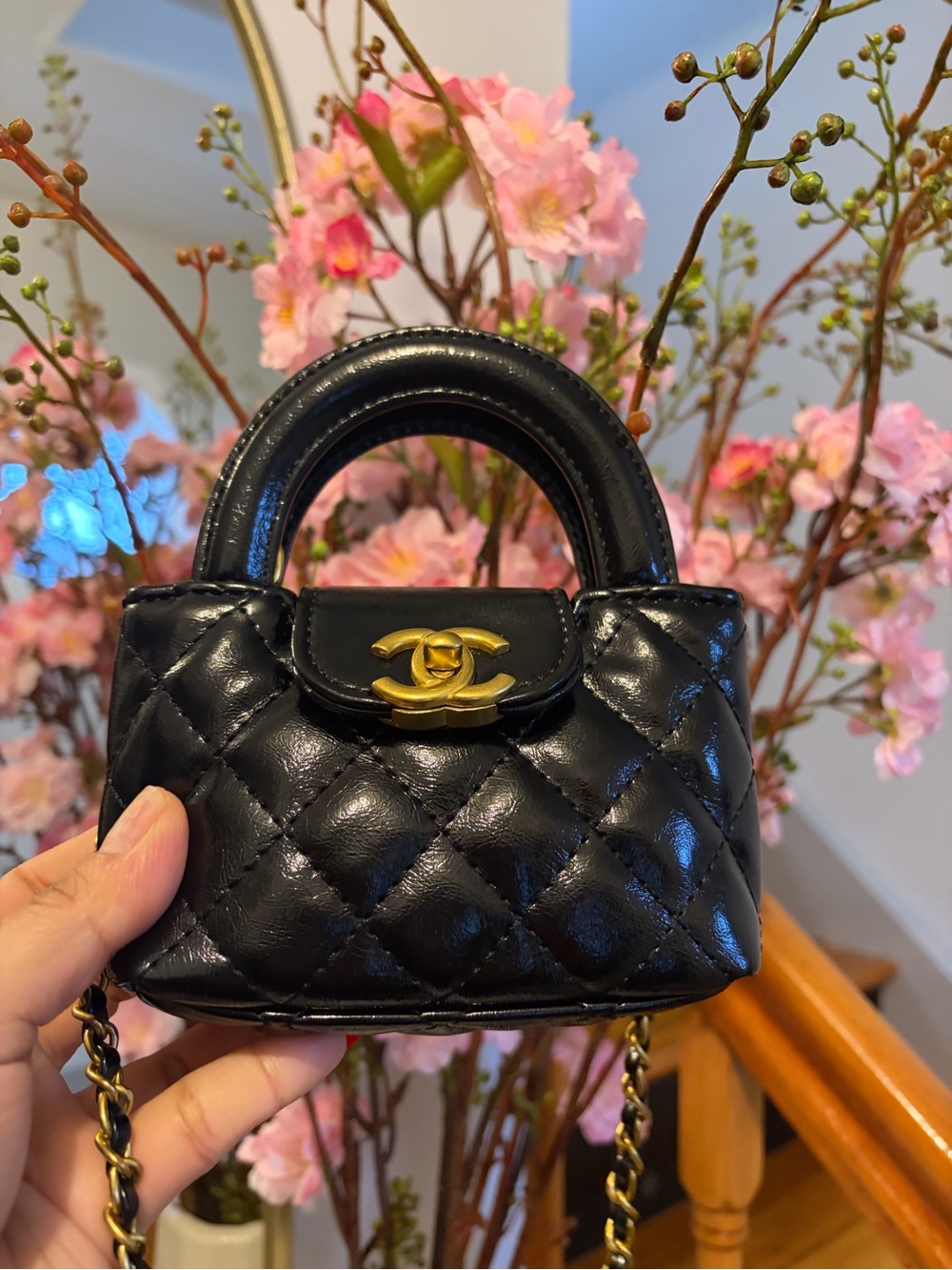 Rare VIP Mini Quilted Top Handle Crossbody Bag – Black & Gold - Picture 9 of 10
